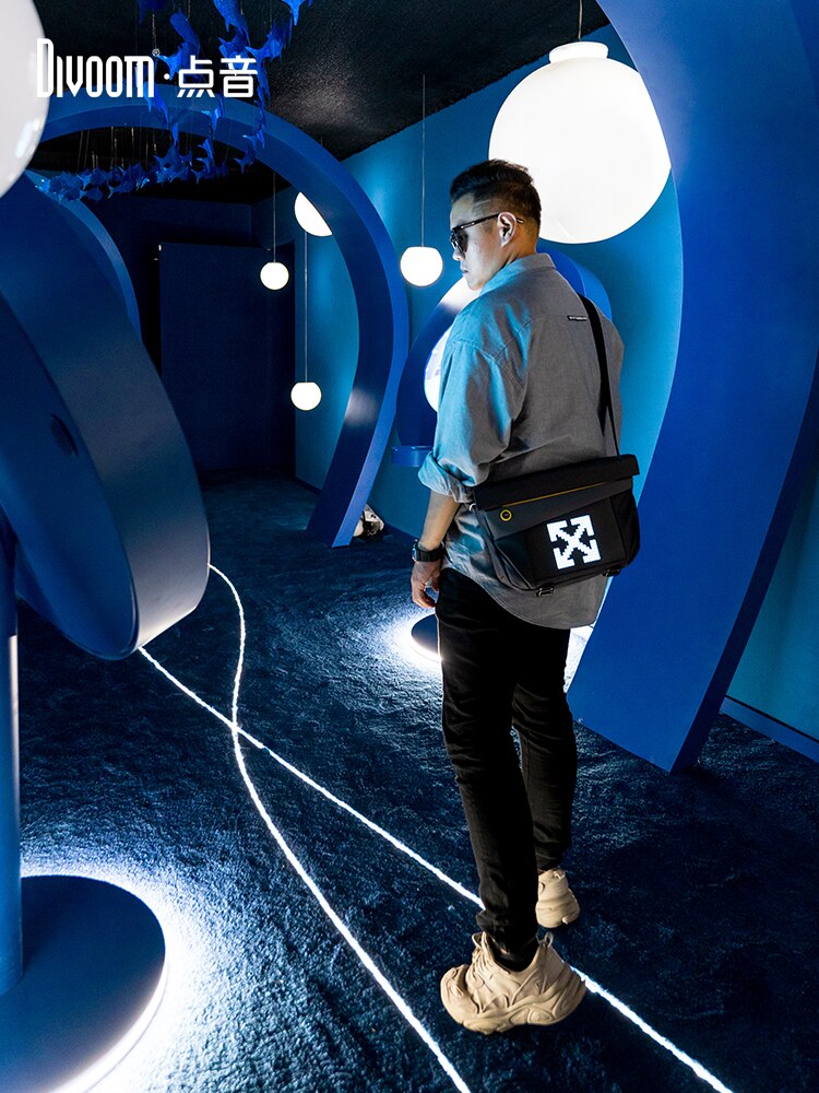 Divoom Pixel LED Sports Bag